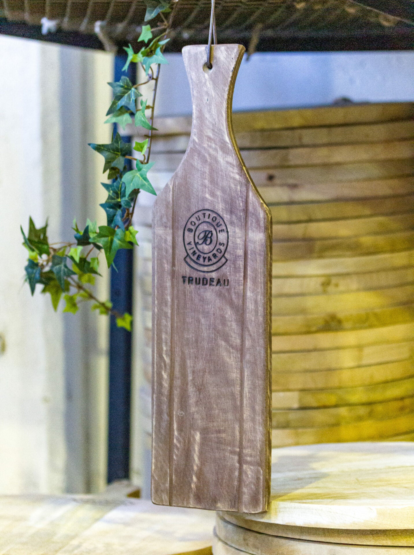 Baguette Board with Handle - Medium - The Hideaway