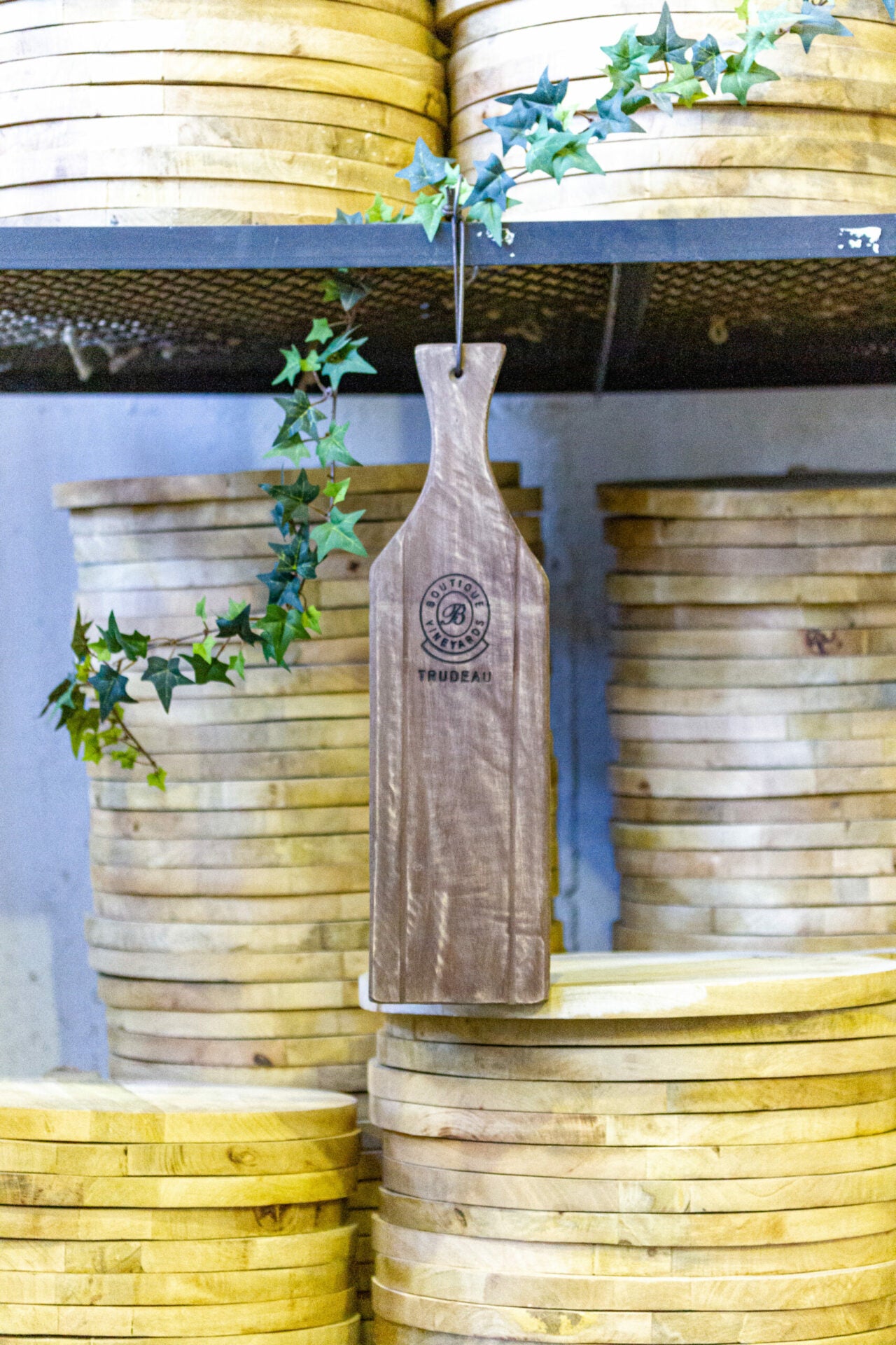 Baguette Board with Handle - Medium - The Hideaway