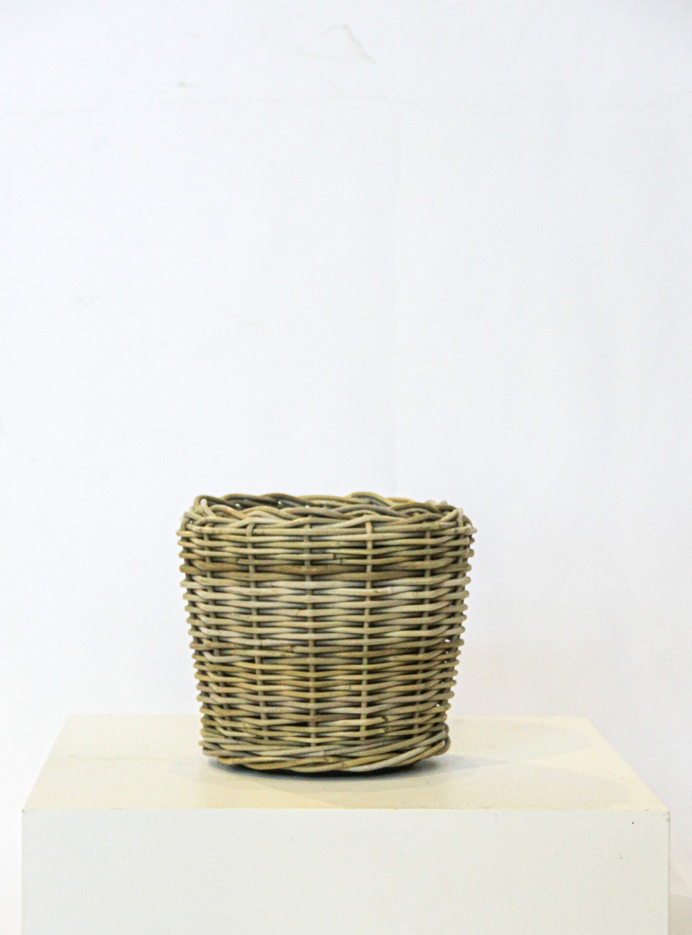 Small Rattan Planter with Lined Inner - The Hideaway