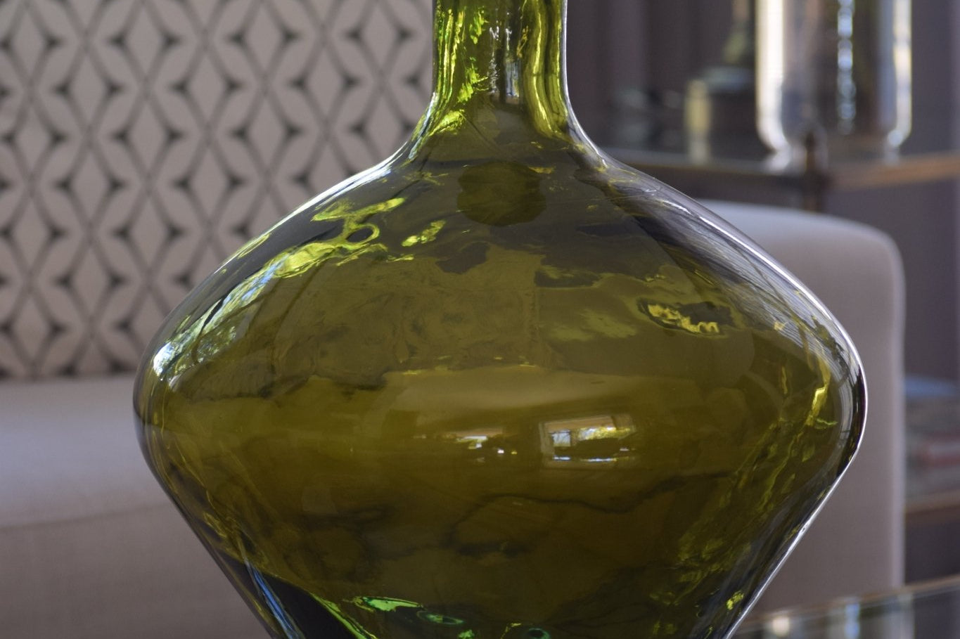 Green Jarron Vase 46cm - The Hideaway