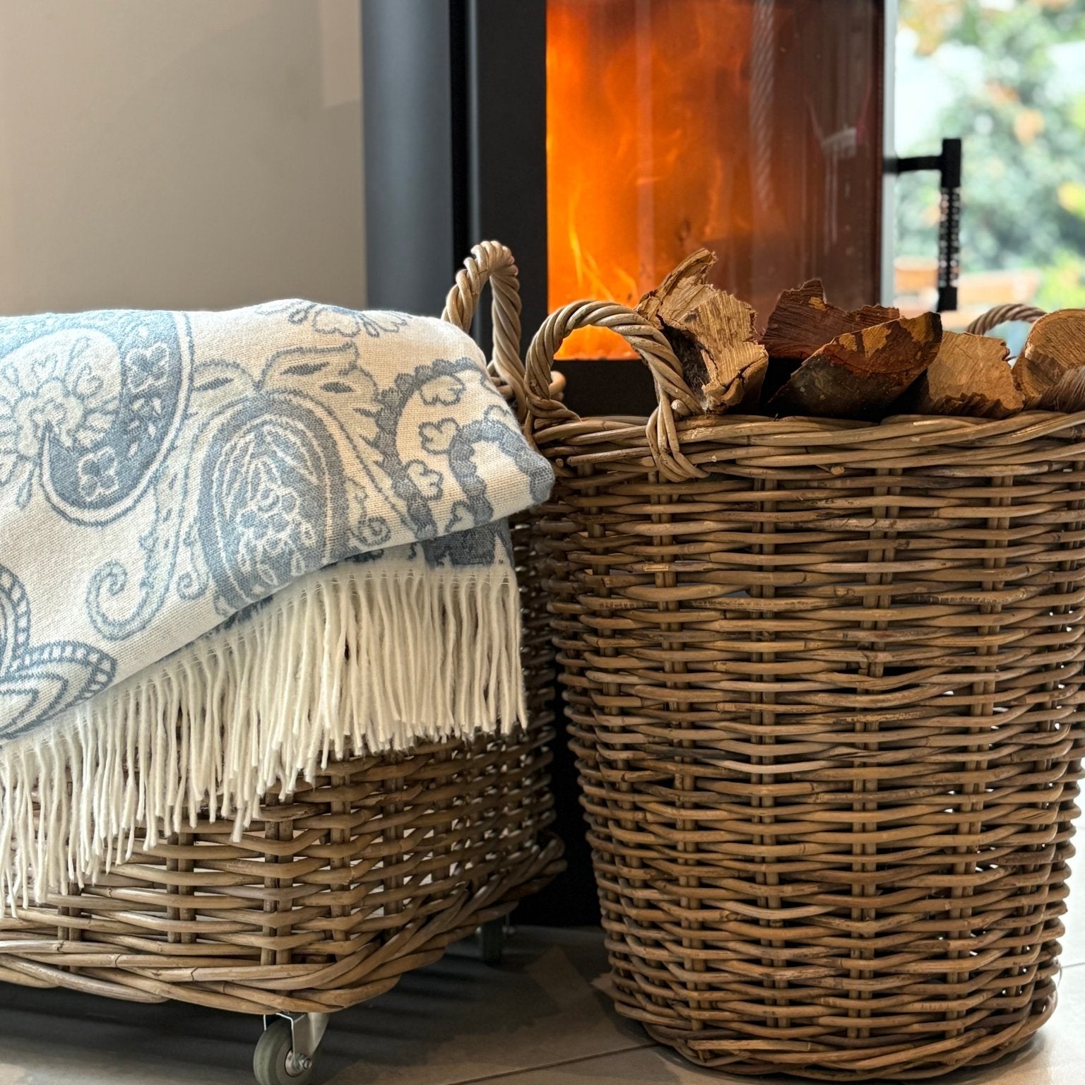 Bella Vita Paisley Provincial Blue Blanket - The Hideaway