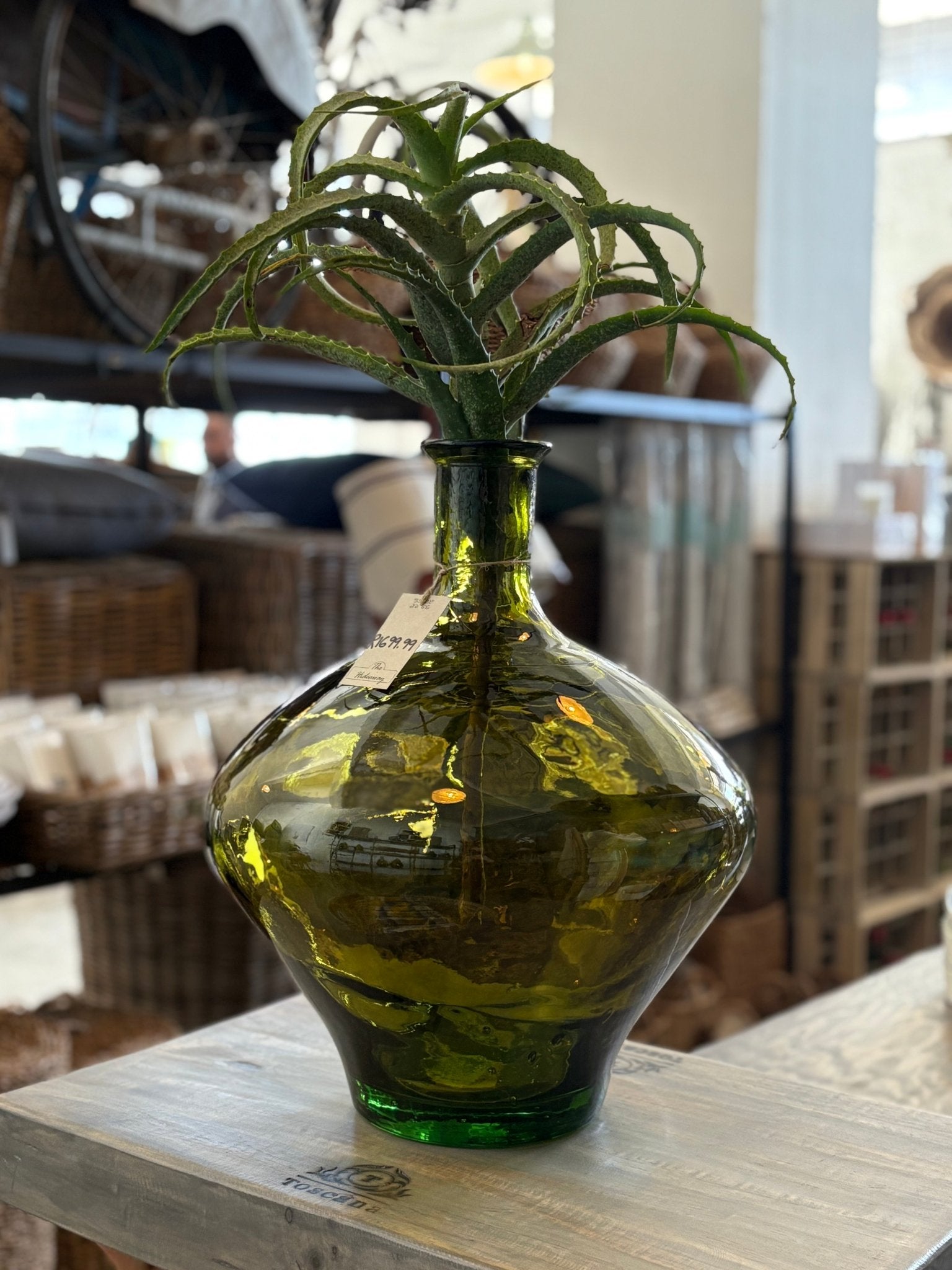 Green Jarron Vase 46cm - The Hideaway